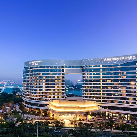 Отель Wyndham Grand Plaza Royale Yuzhou Xiamen Wuyuan Bay Экстерьер фото