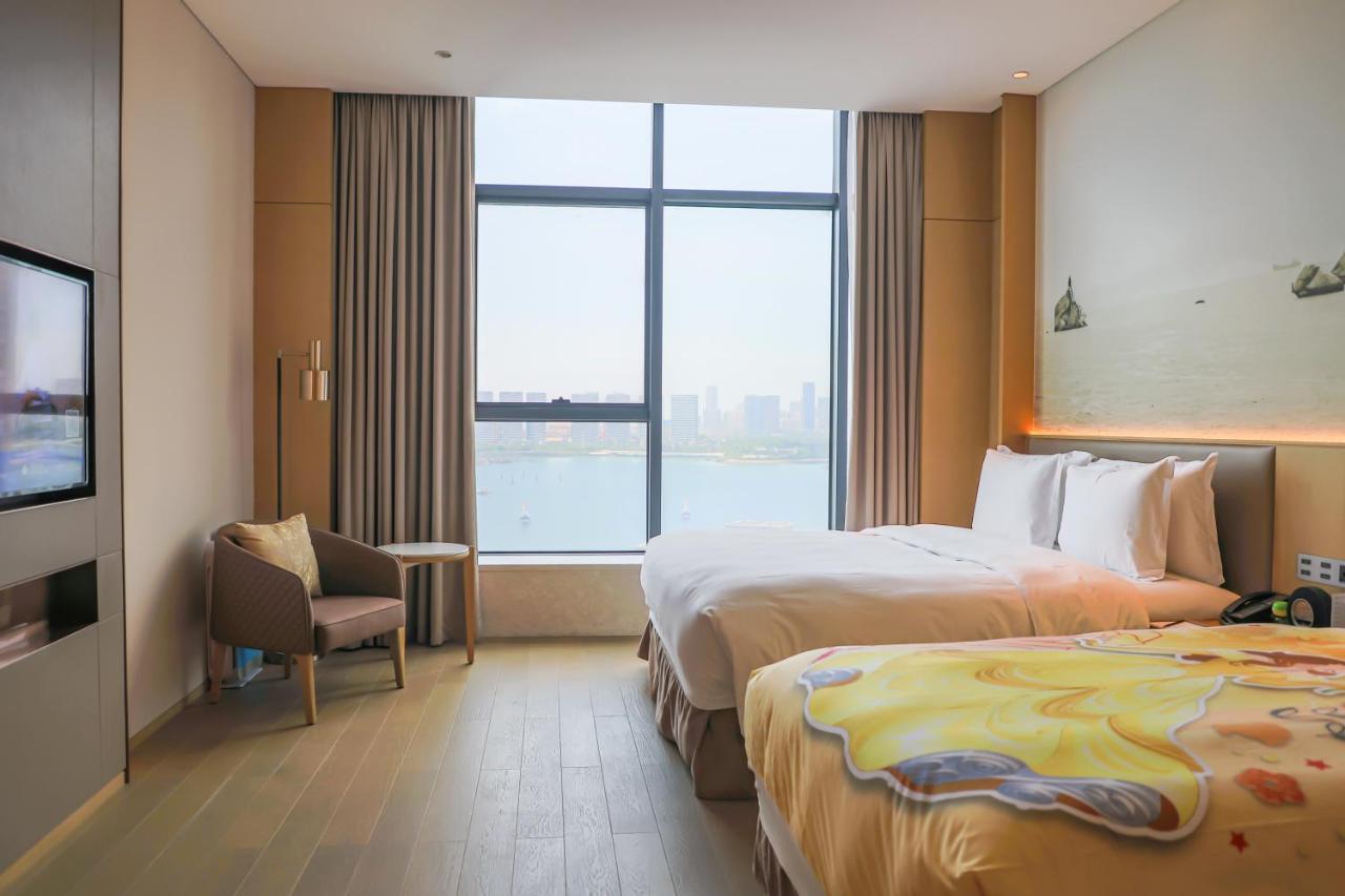 Отель Wyndham Grand Plaza Royale Yuzhou Xiamen Wuyuan Bay Экстерьер фото